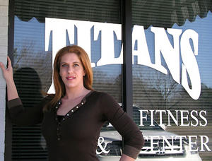 Titans Choate blossoms as figure competitor