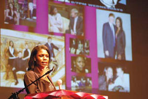 Omarosa fires up Louisburg College crowd